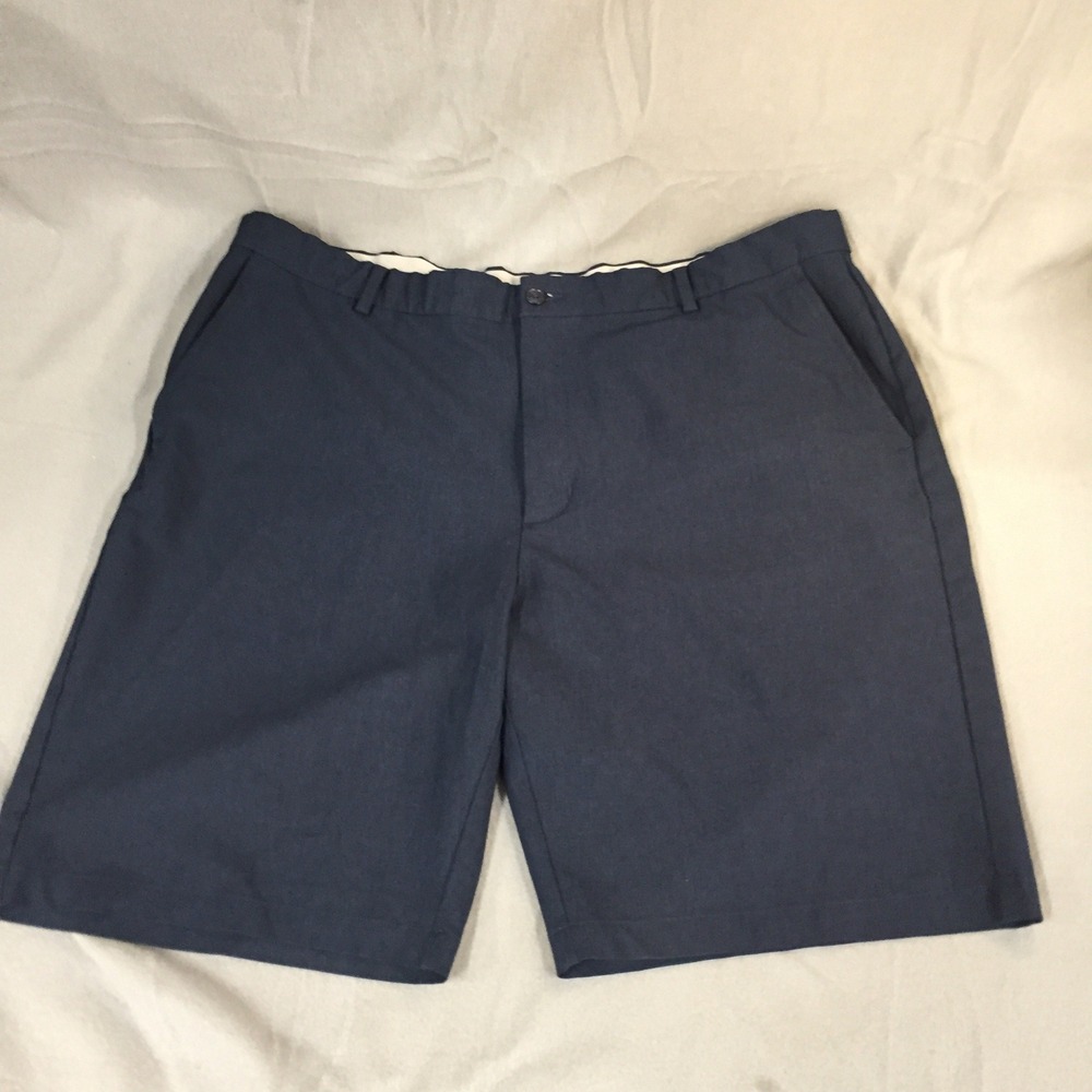 Greg Norman Shark Mens Navy Blue Golf Shorts Size 42 Performance Stretch Flat